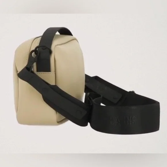 NWT Rains Box Bag Should Crossbody Bag Waterproof Sand Color - Picture 4 of 16